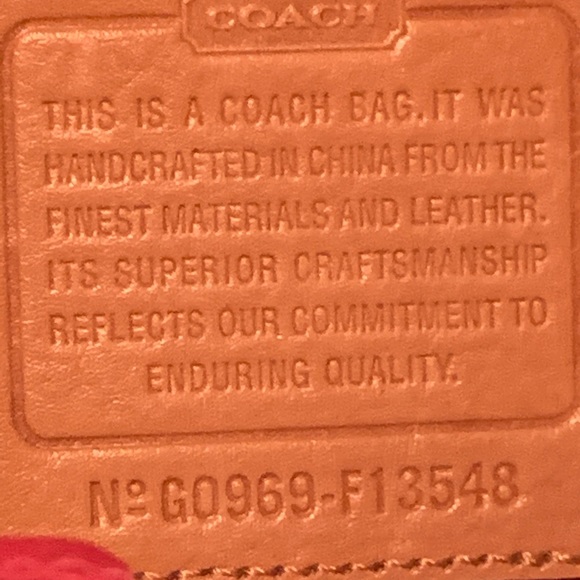 Coach handbag with pink details - Picture 9 of 10